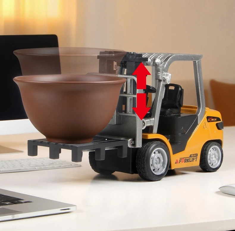 Навантажувач на радіокеруванні RC 555-99 1:64 зі світлом та звуком, керування через додаток